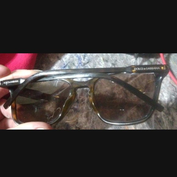 NWOT Women\'s Dulce & Gabanna Sunglasses